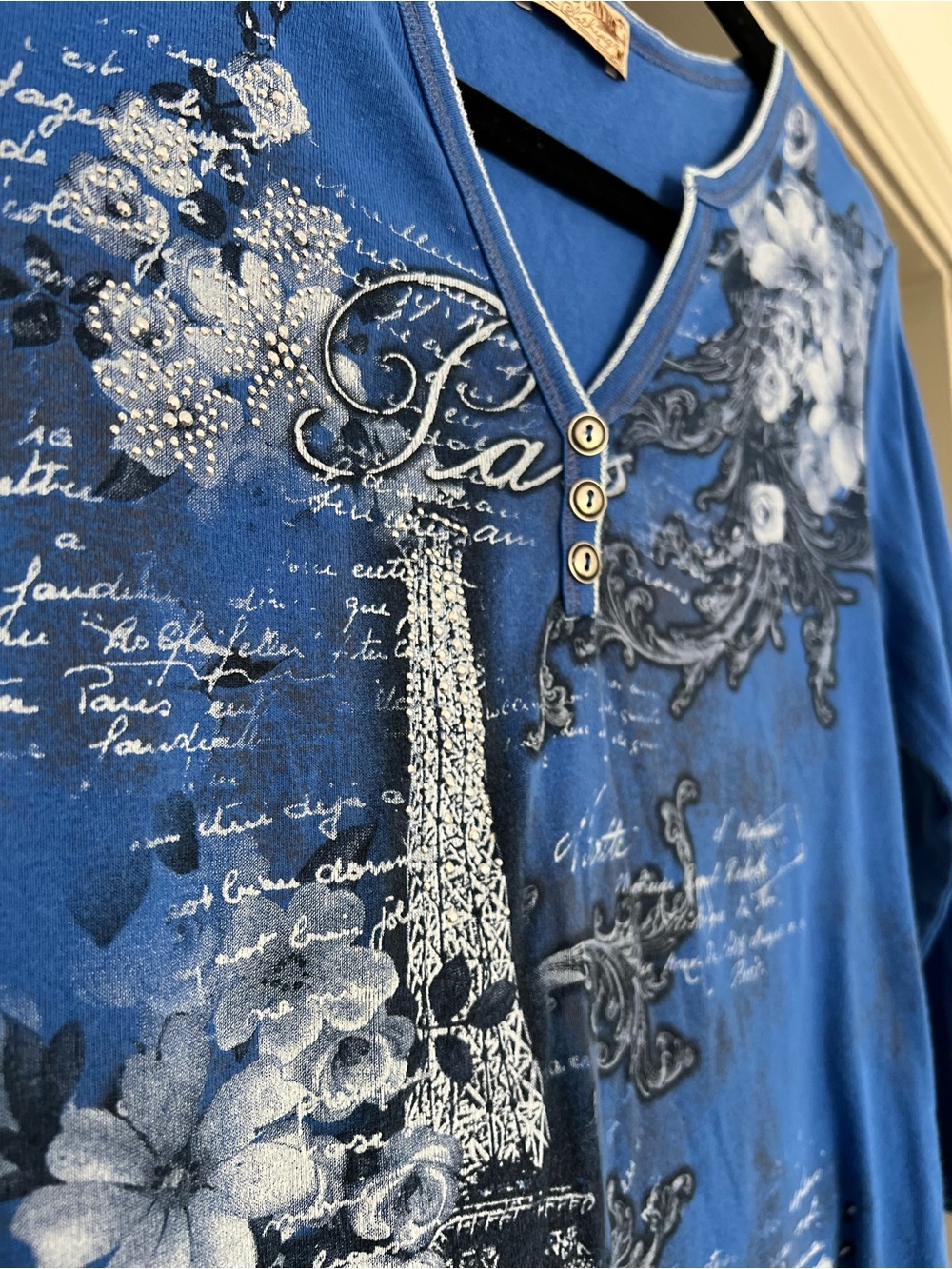 Y2K Paris Eiffel Tower Blue Canyon Rhinestone Graphic Henley Top Medium - Picture 4 of 7